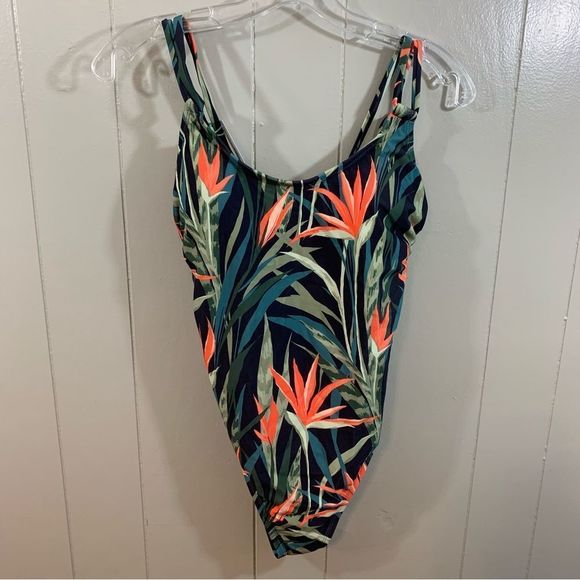 Kona Sol Medium Coverage Green Multi Tropical One Piece Swimsuit S 4 6 NEW - Picture 1 of 11